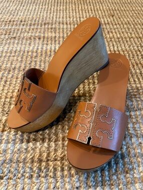 Tory Burch Tan Leather Wedge Sandal